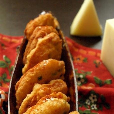 Przepis na buñuelos z serem manchego