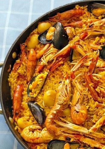 Przepyszna Paella Marinera, nic dodać nic ująć.