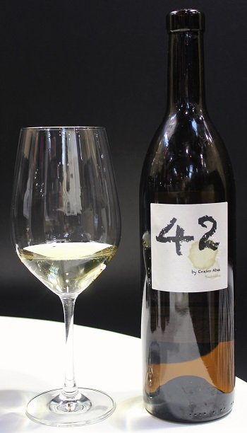 42 by Eneko Atxa 2013 - wino hiszpańskie txakoli (Gorka Izagirre)