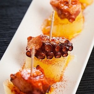 pulpo a la gallega - przepis na ośmiornicę po galicyjsku