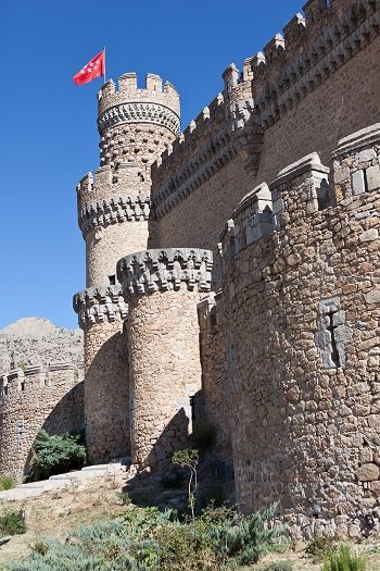 Zamek Castillo de Mendoza w Manzanares el Real (Madryt, Hiszpania)