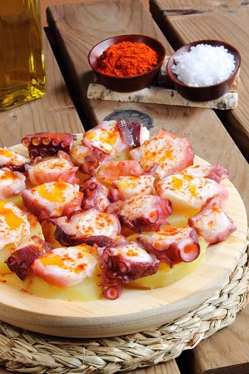 Pulpo a la gallega - przepis na ośmiornicę po galicyjsku