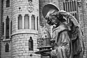 Palacio Episcopal de Astorga - pałac biskupi w Astorga