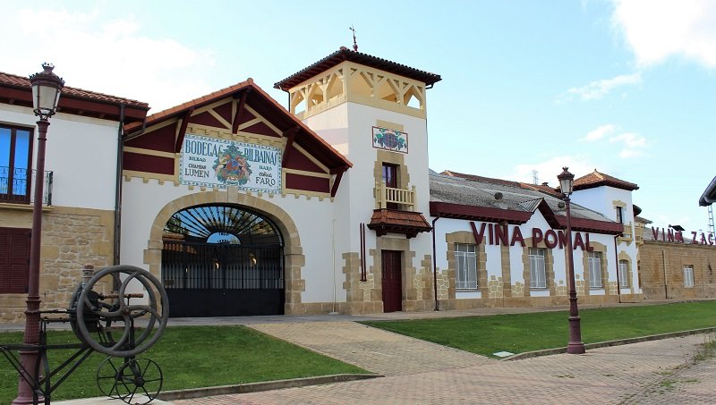 Viña Pomal - winiarnia Bodegas Bilbainas w Haro (Rioja)